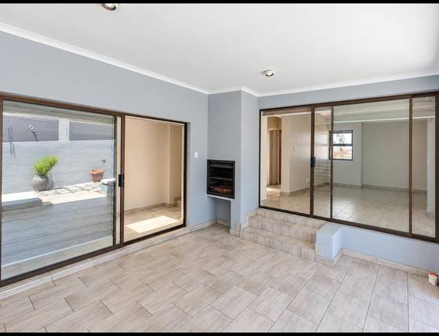 3 BEDROOM PROPERTY TO RENT IN RIVER CLUB